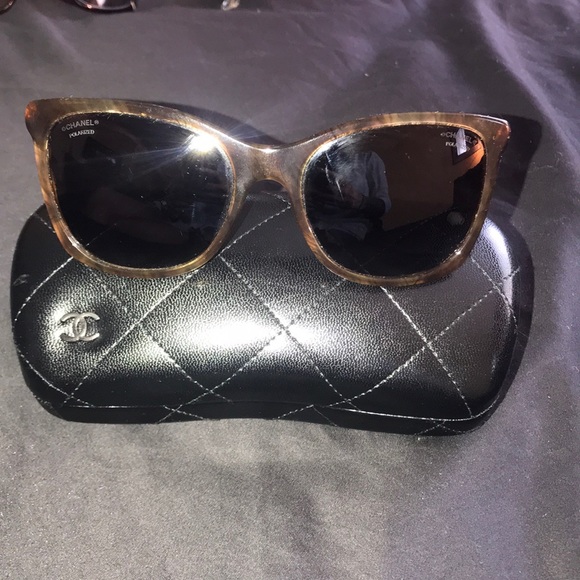 CHANEL Accessories - CHANEL BROWN SUNGLASSES